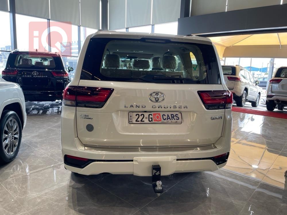 تويوتا لاندكروزر